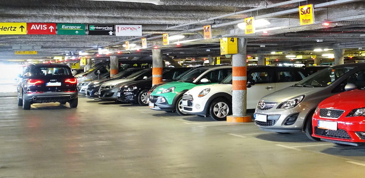 Coche de alquiler en el Aeropuerto de Málaga