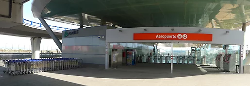 Estación de tren Cercanías en el Aeropuerto de Málaga